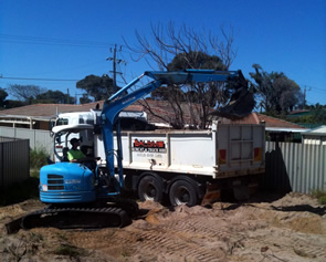 2010 baldivis bobcat and truck hire site designed by mandurah graphics